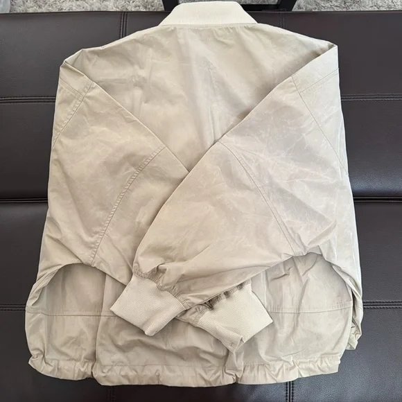 Lightweight Hem-Cinch Bomber Jacket - Picture 6 of 9